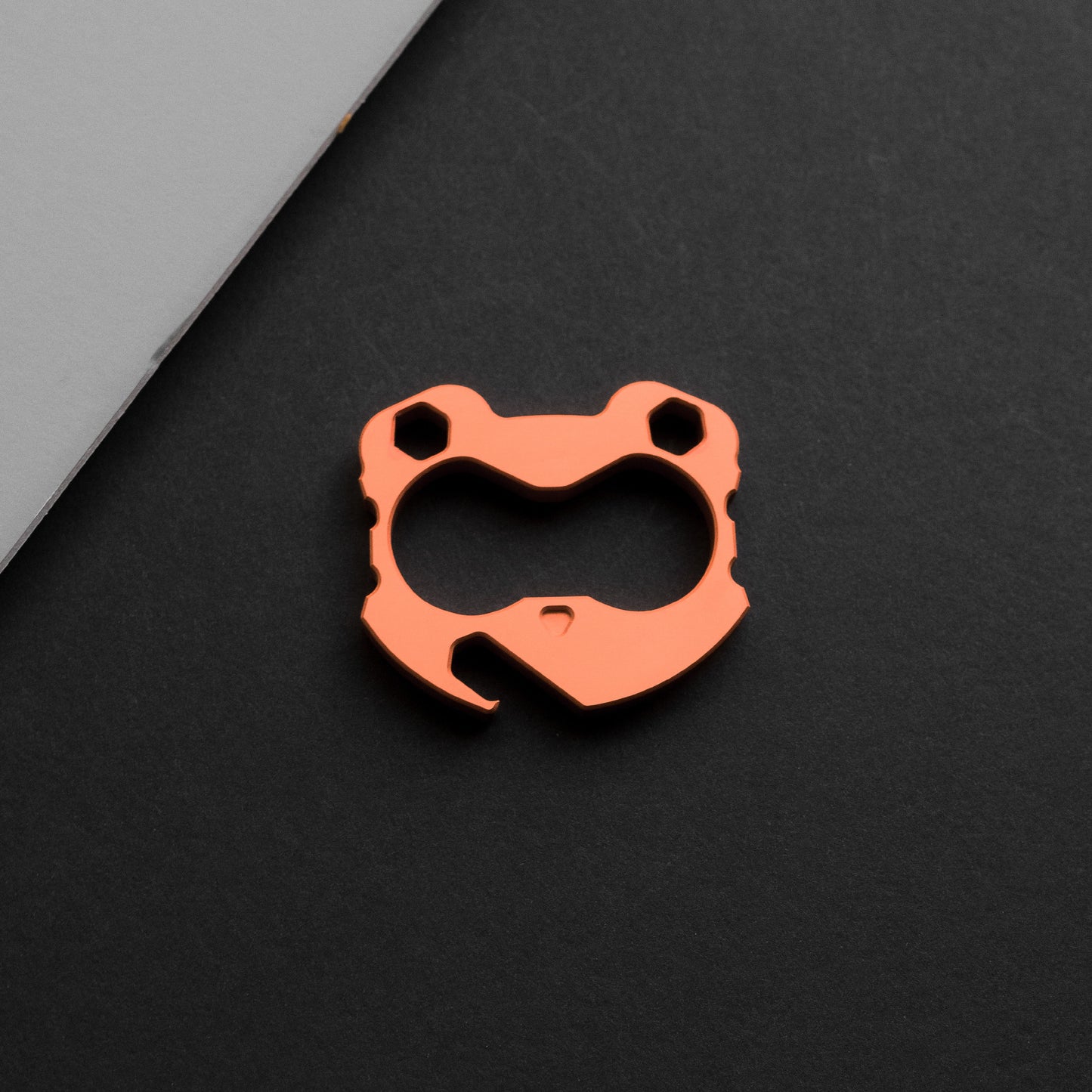 ORANGE V4